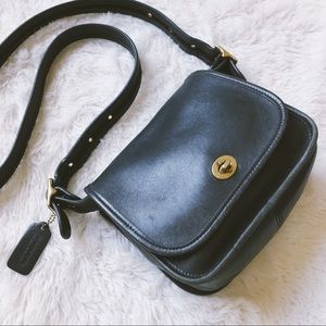 Vintage Coach Leather Saddle Bag 9965
